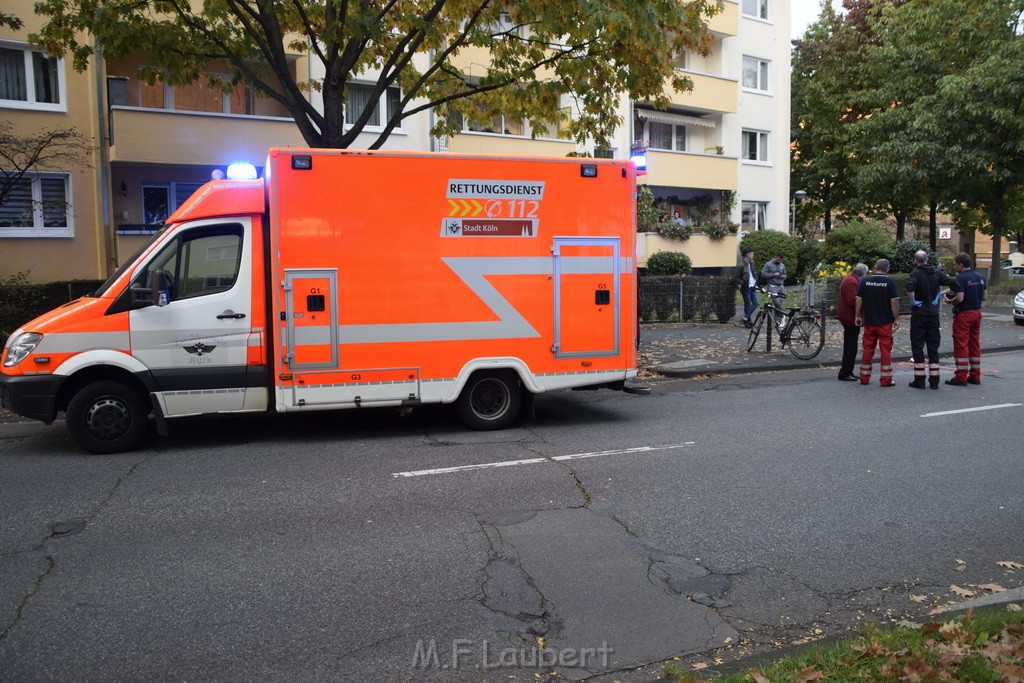 VU Rad Pkw Koeln Buchheim Herlerstr P21.JPG - Miklos Laubert